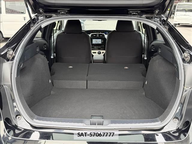 Toyota PRIUS 2018-03 7959995-19