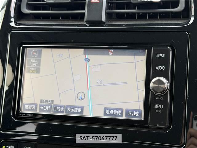 Toyota PRIUS 2018-03 7959995-2