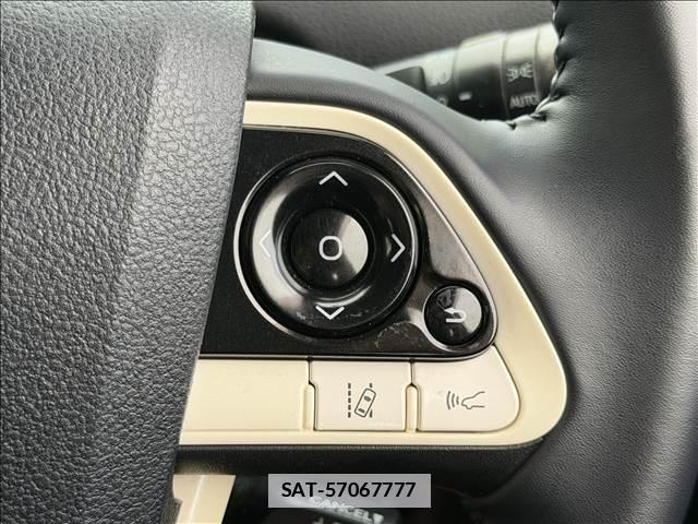 Toyota PRIUS 2018-03 7959995-4