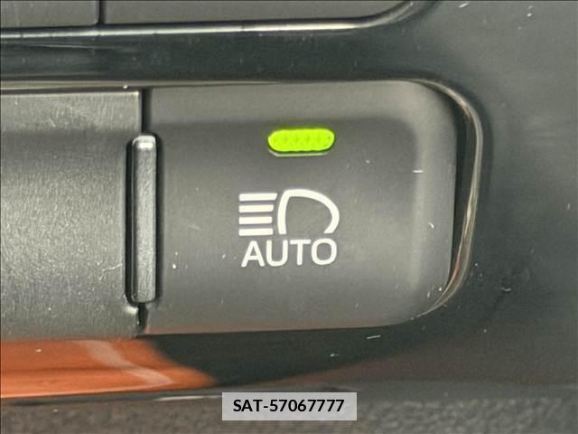 Toyota PRIUS 2018-03 7959995-6
