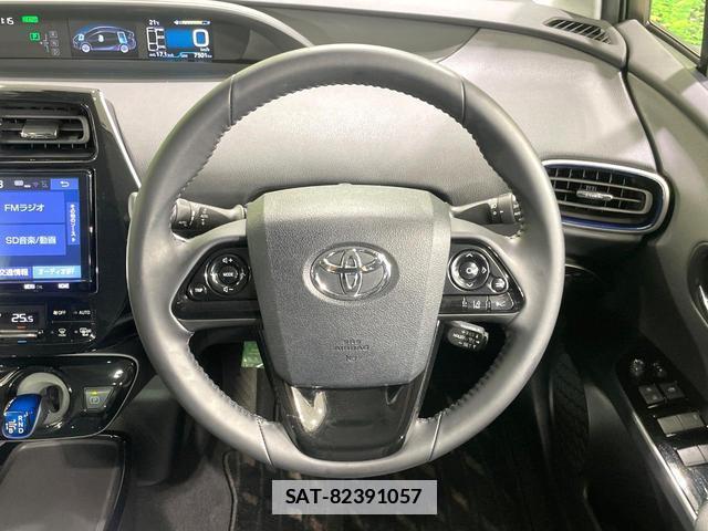 Toyota PRIUS 2019-08 7960028-10