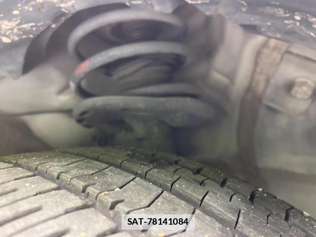 Toyota PRIUS 2013-07 7960097-19