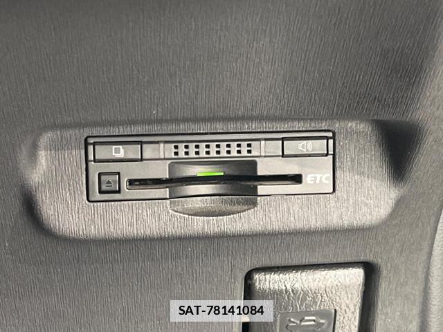 Toyota PRIUS 2013-07 7960097-6