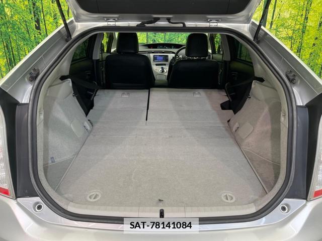Toyota PRIUS 2013-07 7960097-9