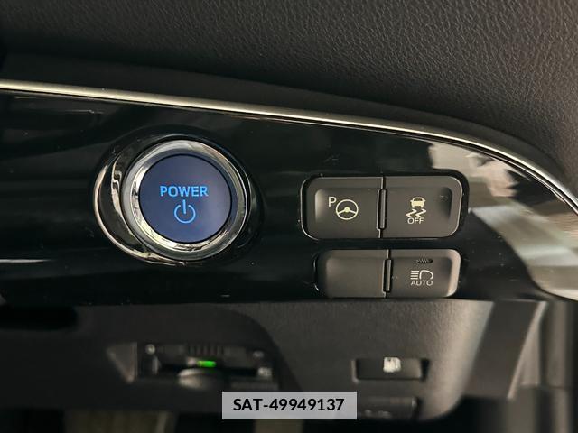 Toyota PRIUS 2018-09 7960197-10