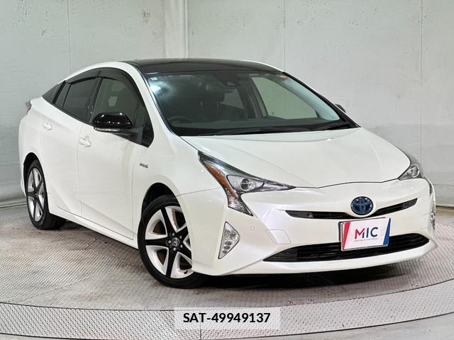Toyota PRIUS 2018-09 7960197-12