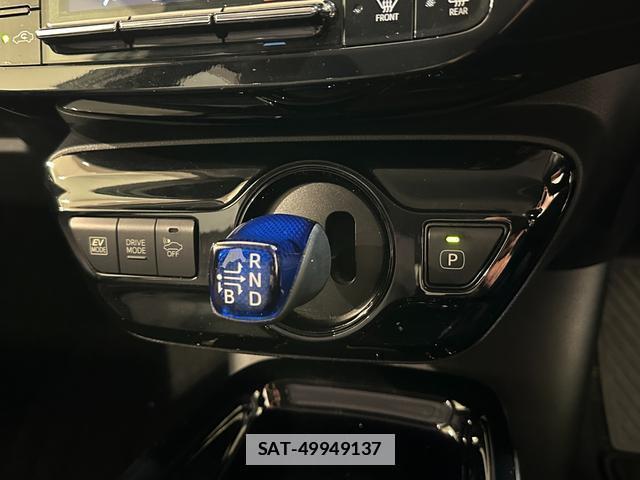 Toyota PRIUS 2018-09 7960197-6