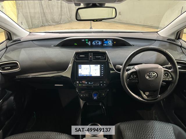 Toyota PRIUS 2018-09 7960197-9