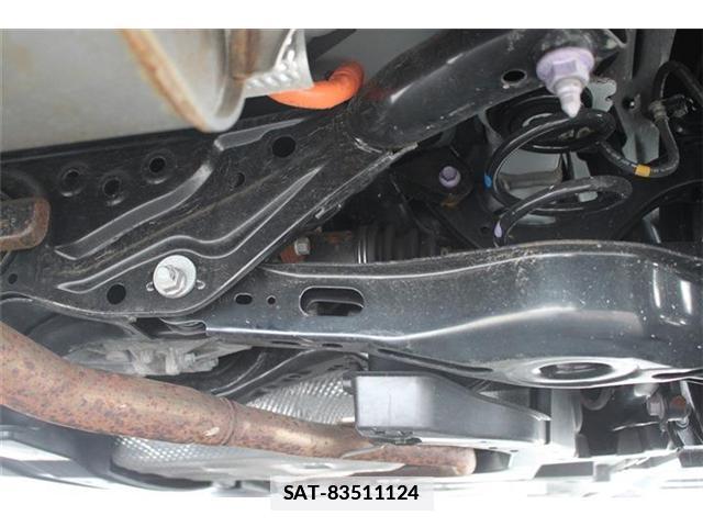 Toyota PRIUS 2025-03 7960416-16
