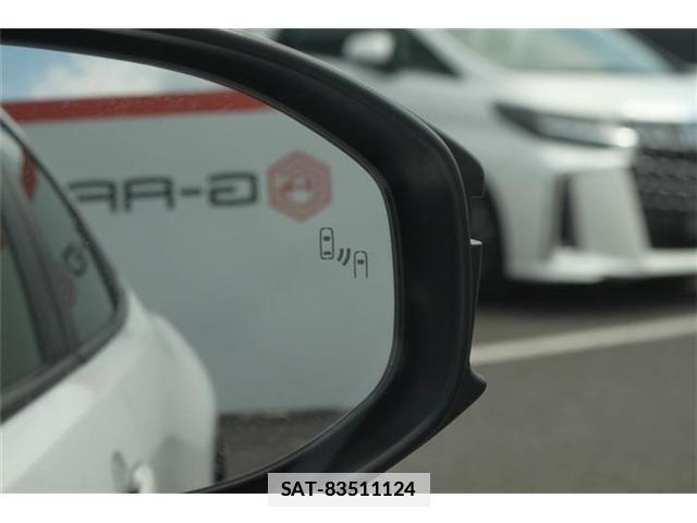 Toyota PRIUS 2025-03 7960416-3