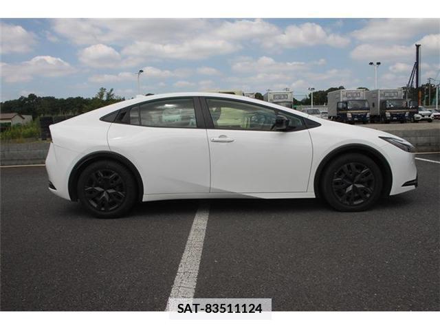 Toyota PRIUS 2025-03 7960416-8