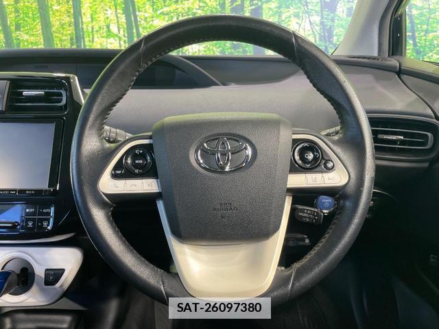 Toyota PRIUS 2017-01 7960505-11
