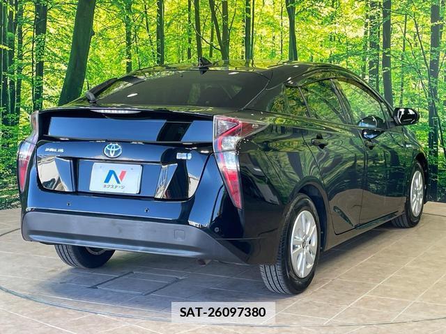 Toyota PRIUS 2017-01 7960505-17