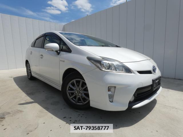 Toyota PRIUS 2013-04 7960540-0