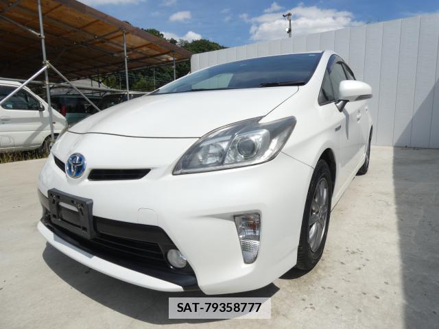 Toyota PRIUS 2013-04 7960540-18