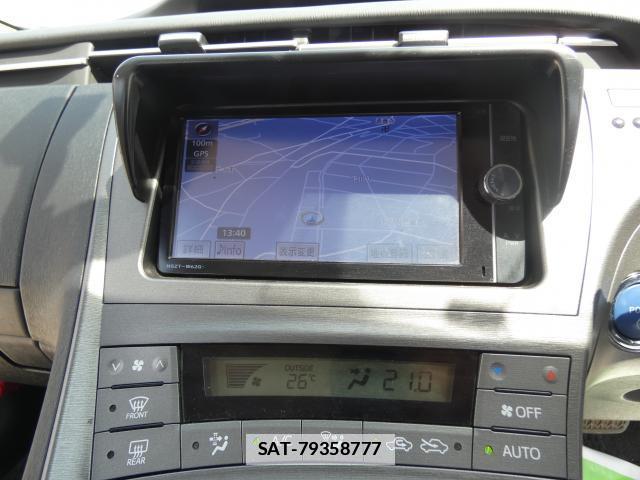 Toyota PRIUS 2013-04 7960540-5