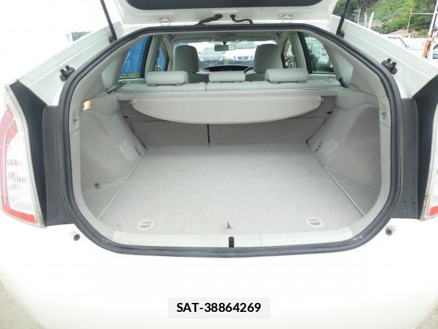 Toyota PRIUS 2012-07 7960541-5