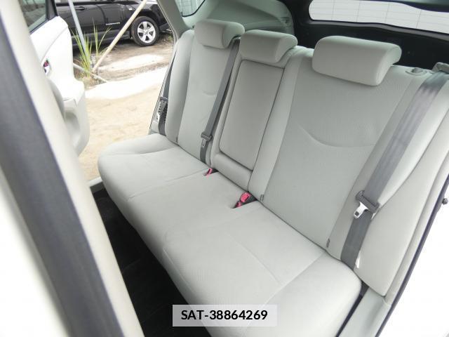 Toyota PRIUS 2012-07 7960541-7