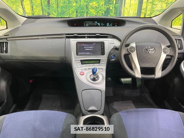 Toyota PRIUS 2015-03 7961076-1