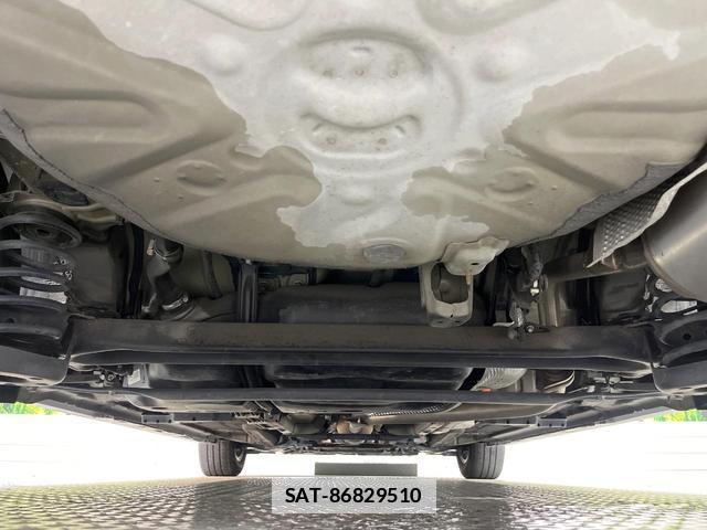 Toyota PRIUS 2015-03 7961076-18
