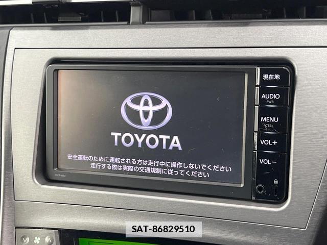 Toyota PRIUS 2015-03 7961076-2