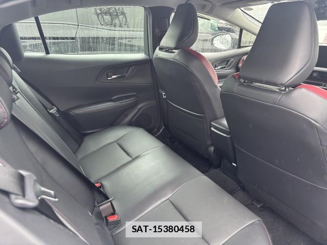 Toyota PRIUS 2023-07 7961190-7