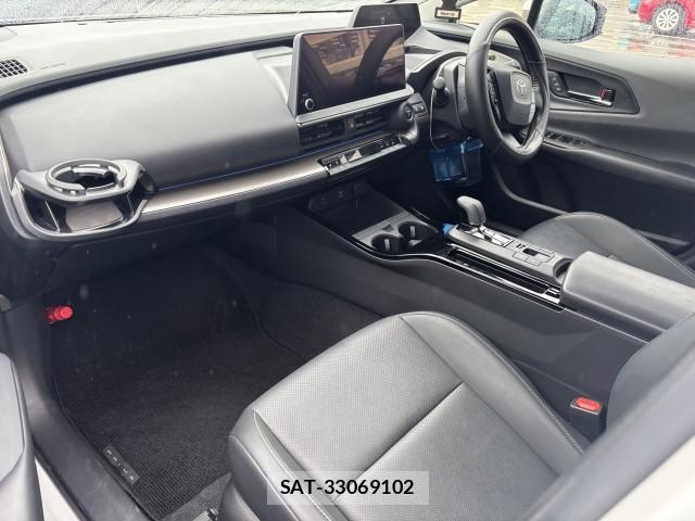 Toyota PRIUS 2023-11 7961197-4