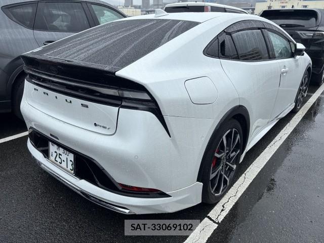Toyota PRIUS 2023-11 7961197-6