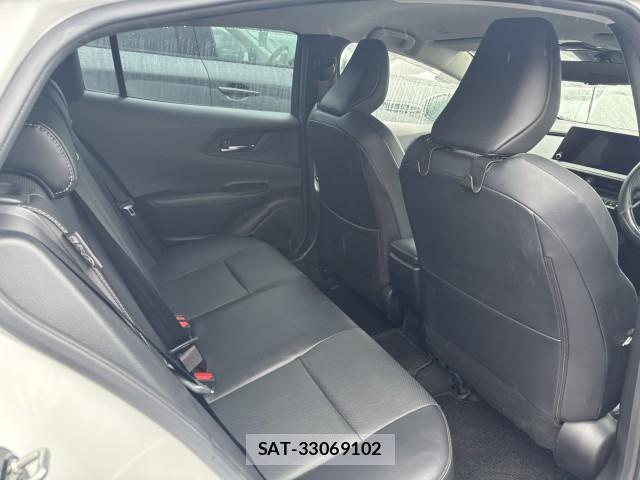 Toyota PRIUS 2023-11 7961197-7