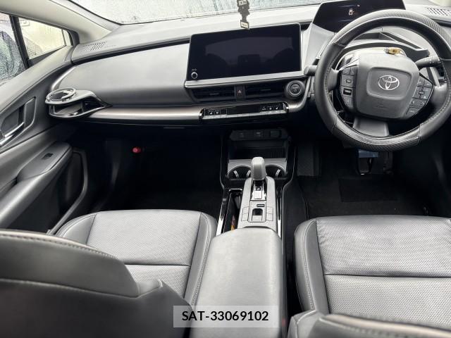 Toyota PRIUS 2023-11 7961197-8