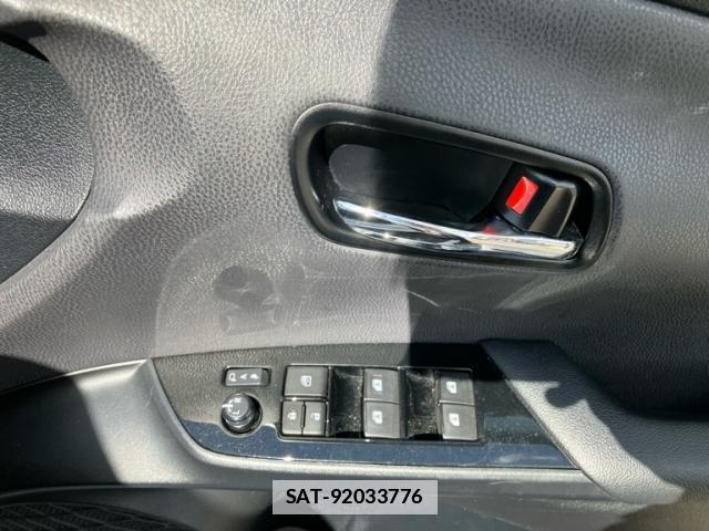 Toyota PRIUS 2016-03 7961782-5