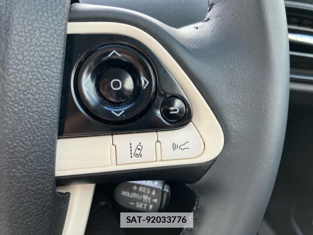 Toyota PRIUS 2016-03 7961782-8