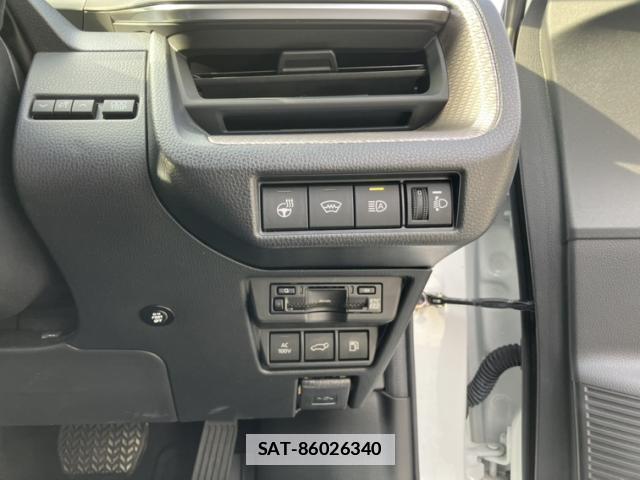 Toyota PRIUS 2023-03 7961934-16