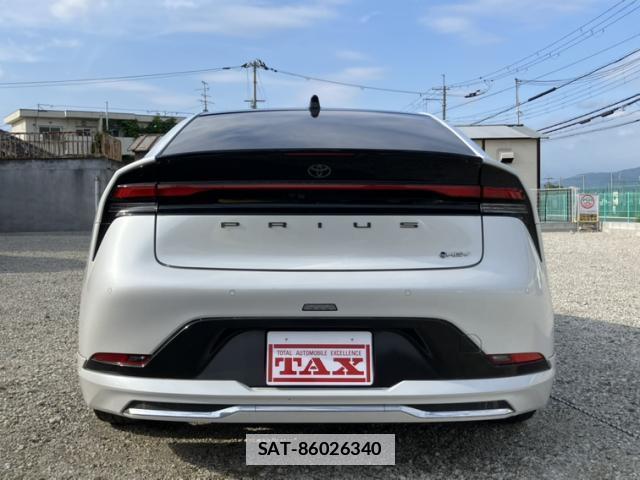 Toyota PRIUS 2023-03 7961934-19