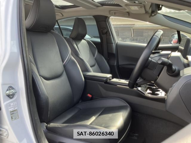 Toyota PRIUS 2023-03 7961934-5