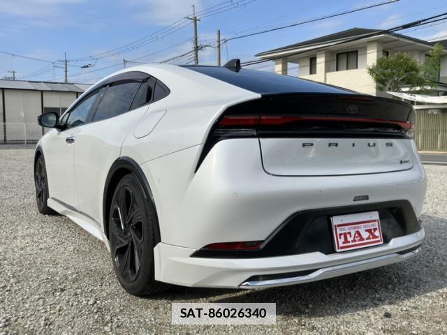 Toyota PRIUS 2023-03 7961934-7