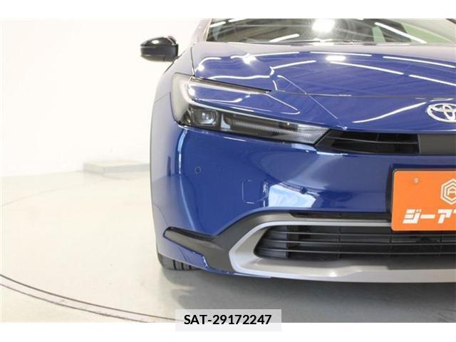 Toyota PRIUS 2023-06 7962328-16