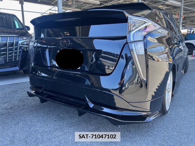 Toyota PRIUS 2018-07 7962401-9