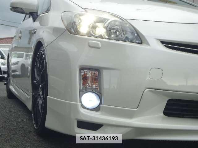 Toyota PRIUS 2011-03 7962673-5