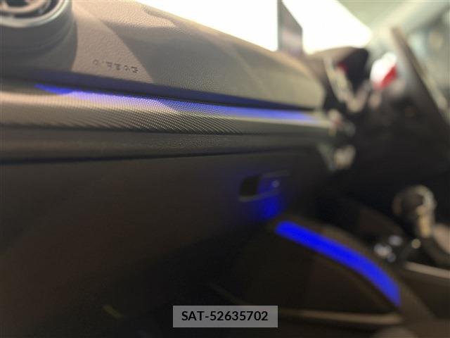 Audi Q2 2018-10 7960006-15