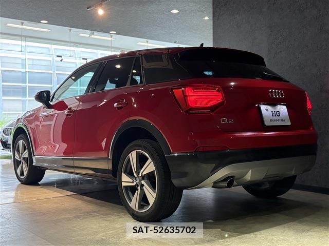 Audi Q2 2018-10 7960006-4