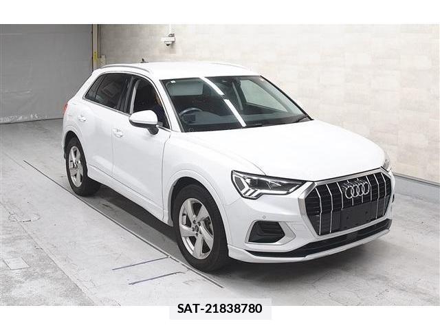 Audi Q3 2023-08 7961492-4