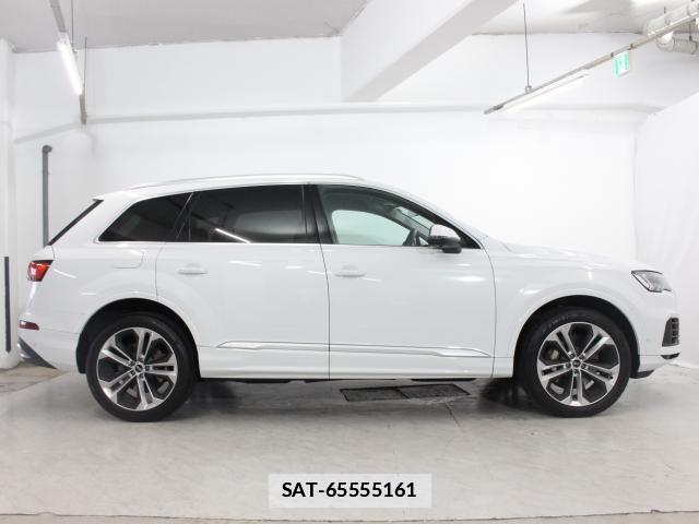 Audi Q7 2020-08 7960014-8
