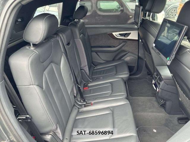 Audi Q7 2017-06 7961477-4