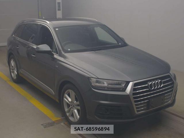 Audi Q7 2017-06 7961477-7