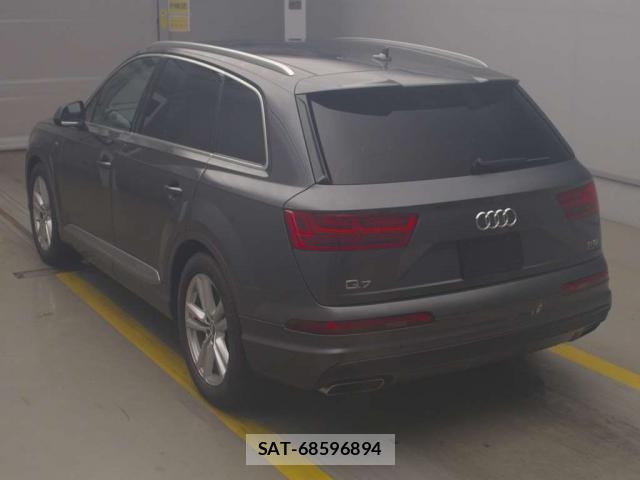 Audi Q7 2017-06 7961477-8