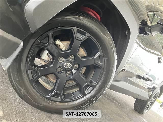 Toyota RAV4 2021-08 7959396-18