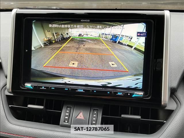 Toyota RAV4 2021-08 7959396-4
