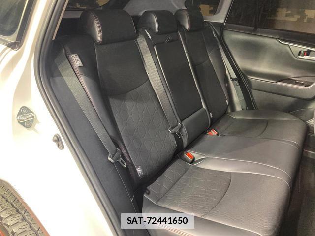Toyota RAV4 2022-09 7959435-9