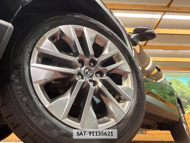 Toyota RAV4 2023-10 7961653-13
